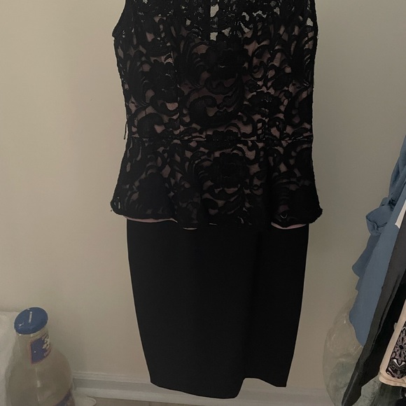 Black and nude MIDI dress in Great Condition - Picture 2 of 2